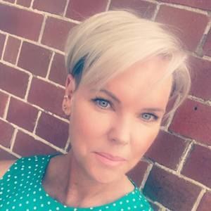 Meet your Posher, Carla